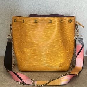 yellow LV Epi Noe tote